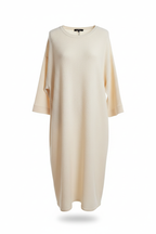 Ghost Mannequin Creme ohne Puppe