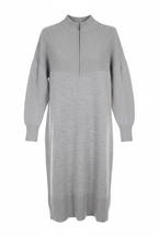 Ghost-Mannequin Strickkleid mit Puffärmeln