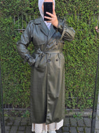 Trenchcoat aus Kunstleder