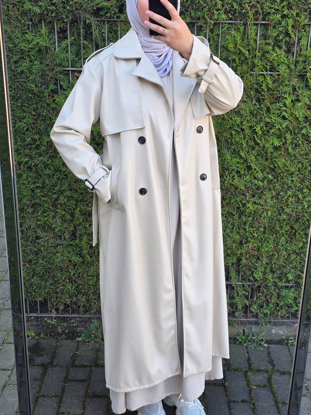 Trenchcoat aus Kunstleder