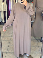 Haya Abaya mit gerafften Ärmeln