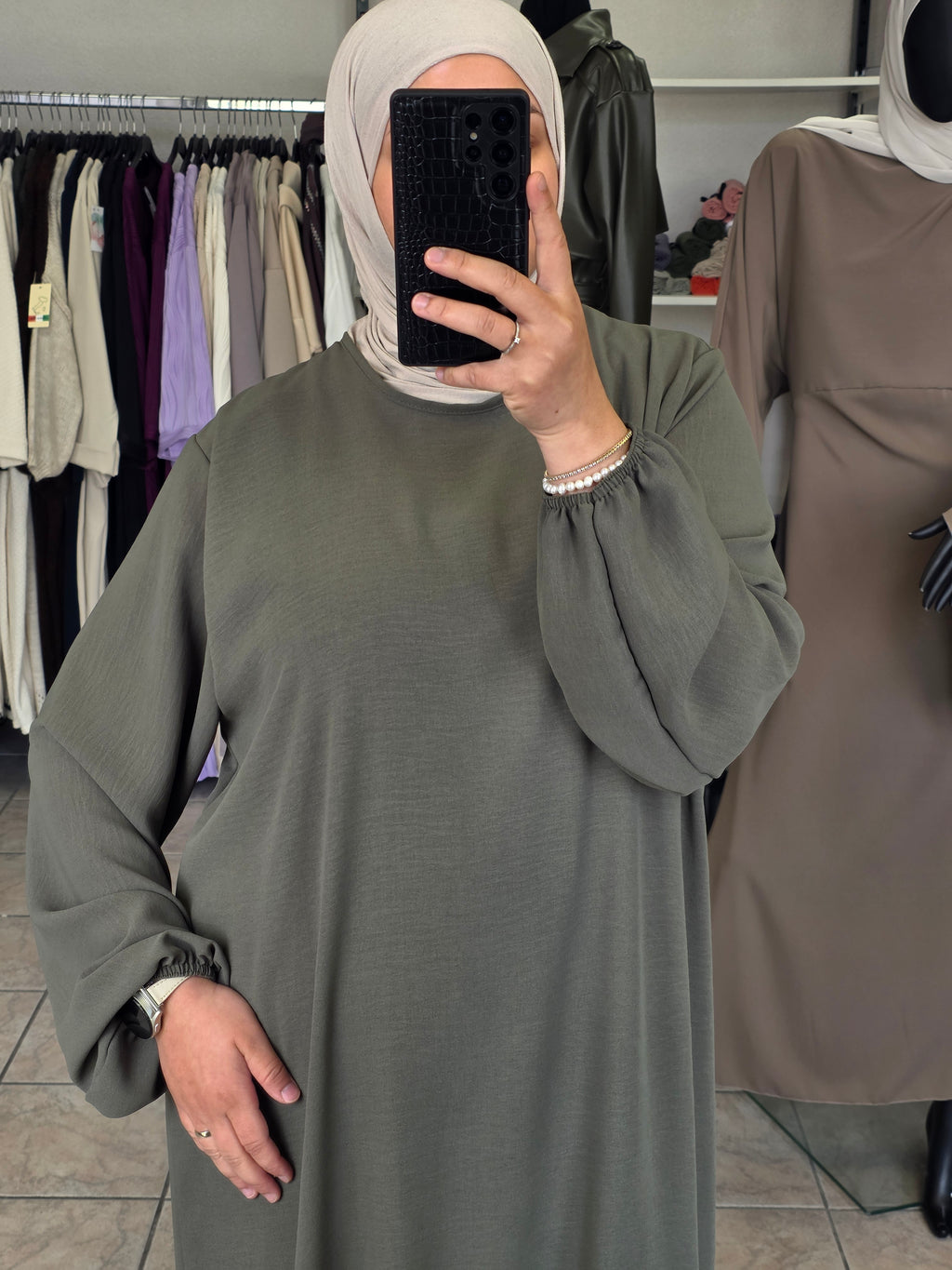 Haya Abaya