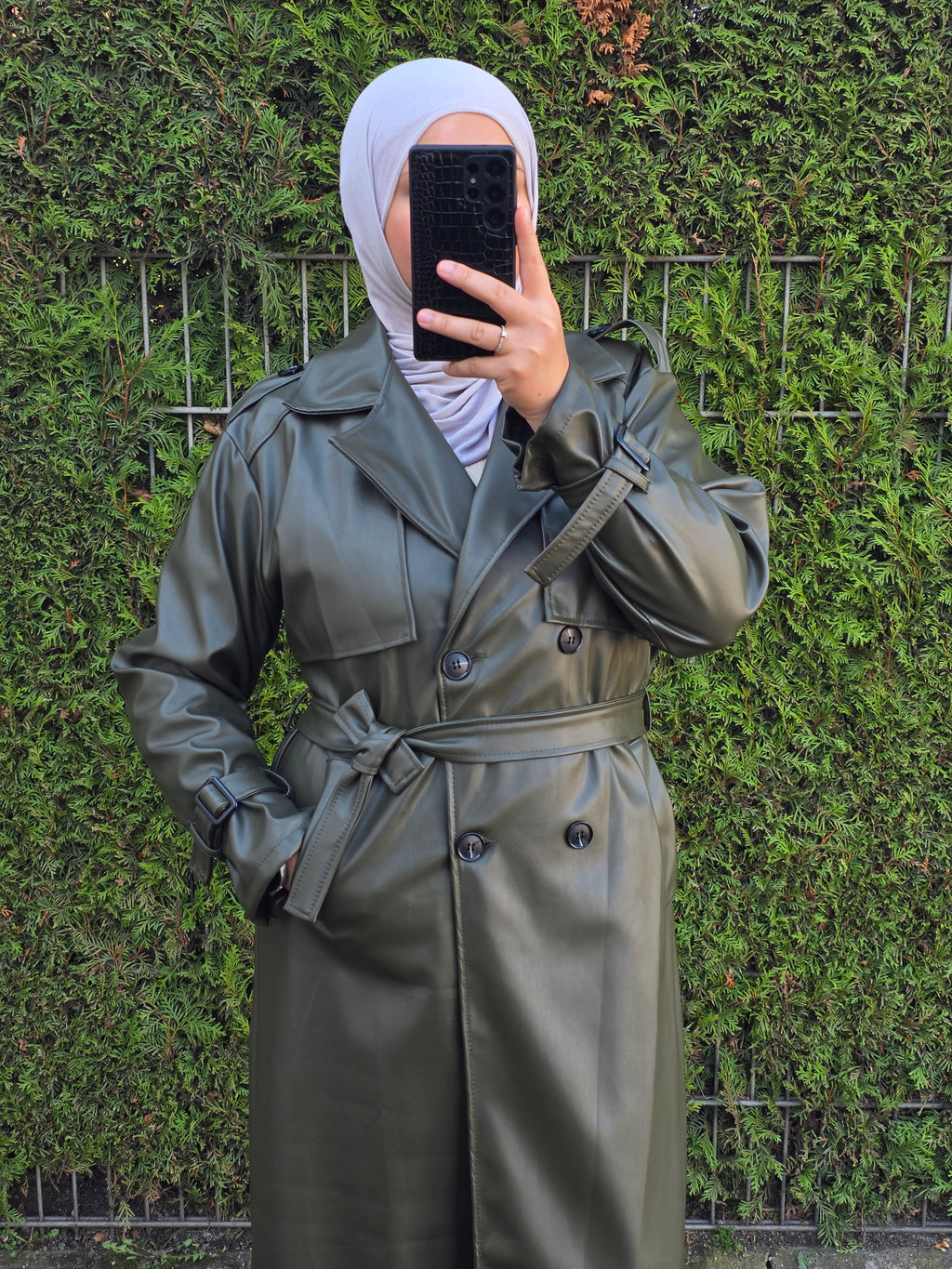 Trenchcoat aus Kunstleder
