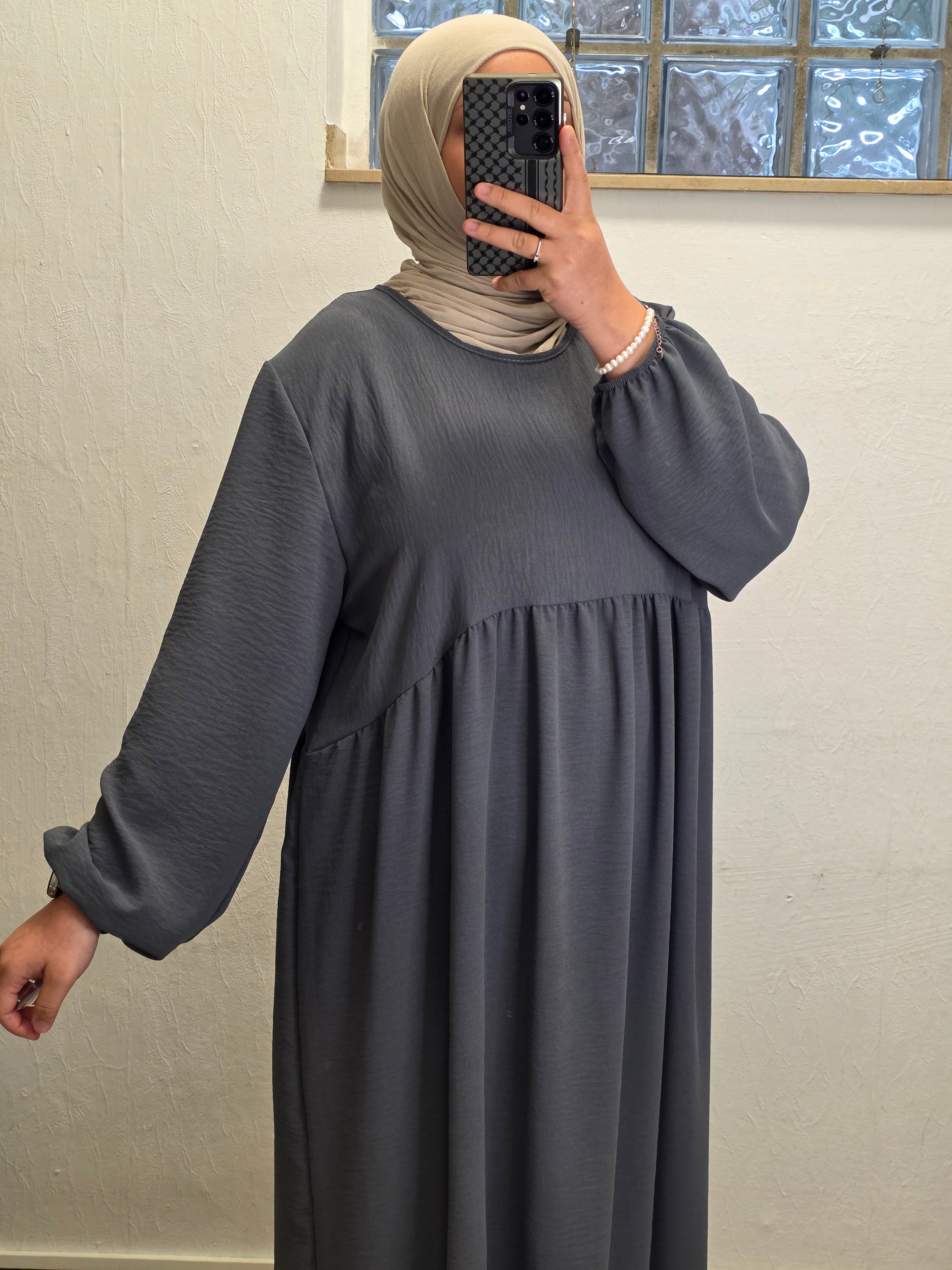 Noura Abaya