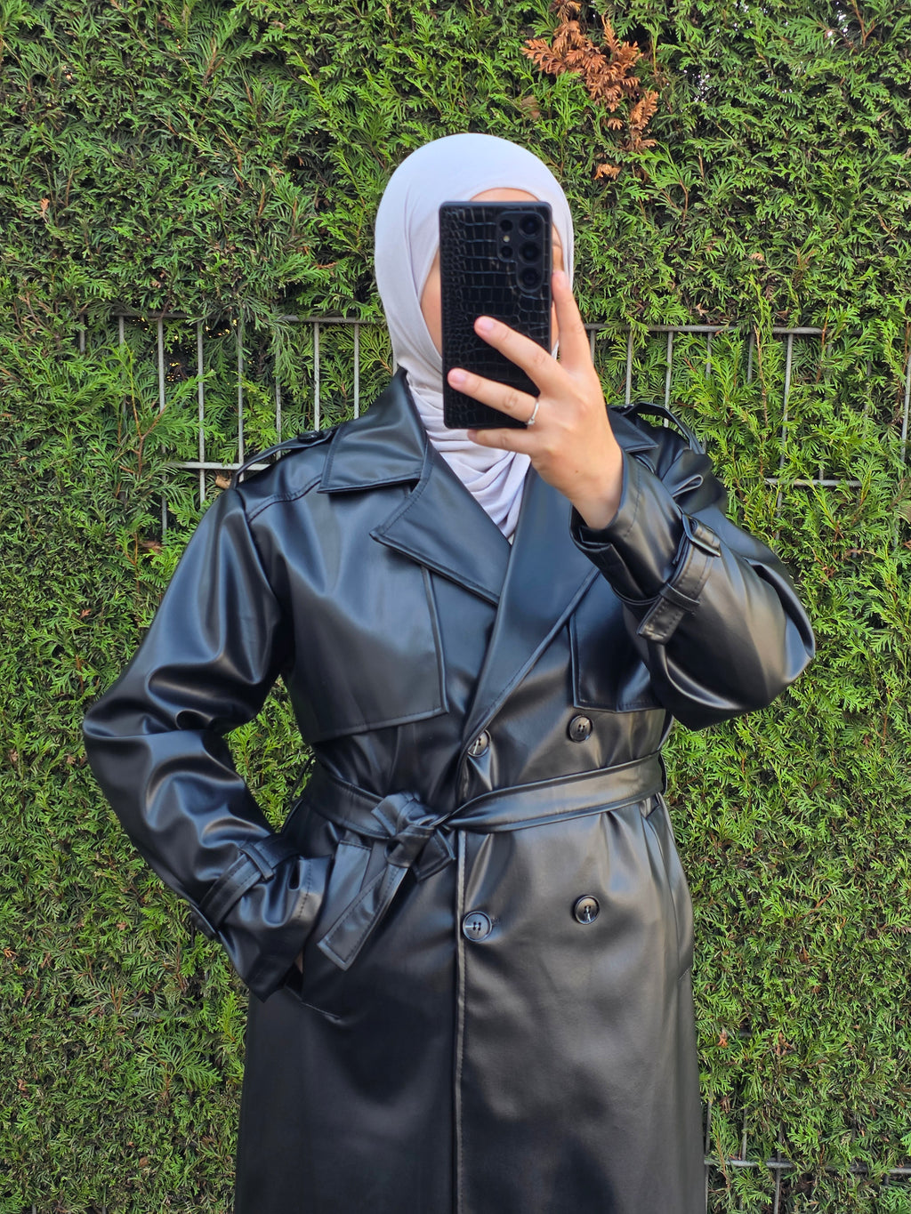 Trenchcoat aus Kunstleder