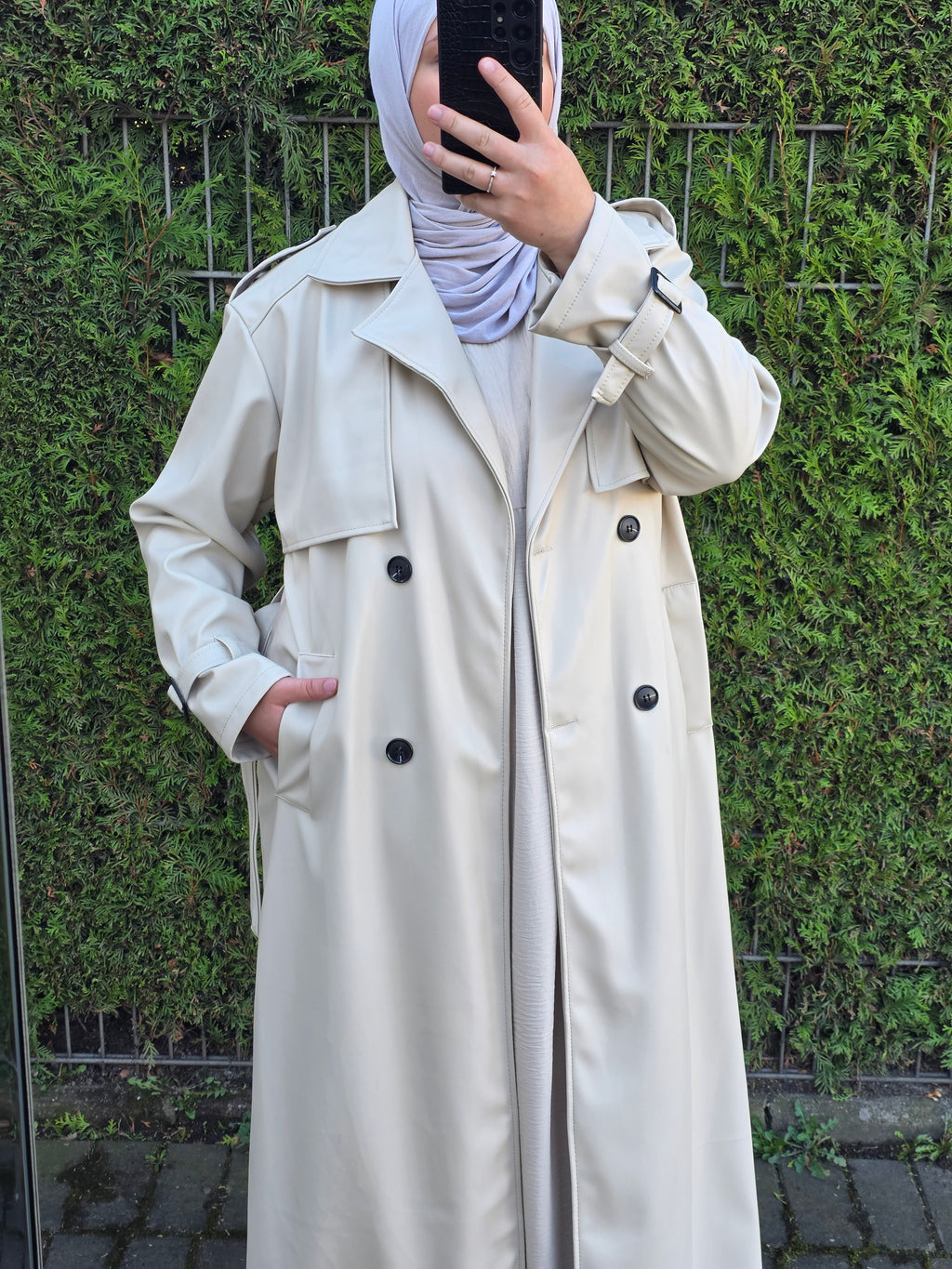 Trenchcoat aus Kunstleder