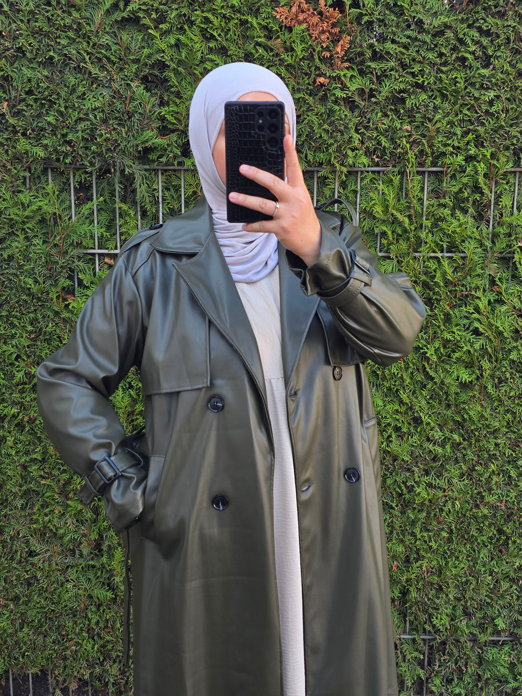 Trenchcoat aus Kunstleder
