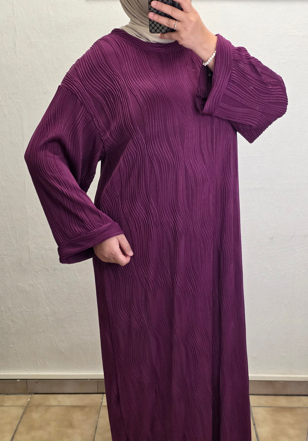 Maxikleid mit gewellter Struktur